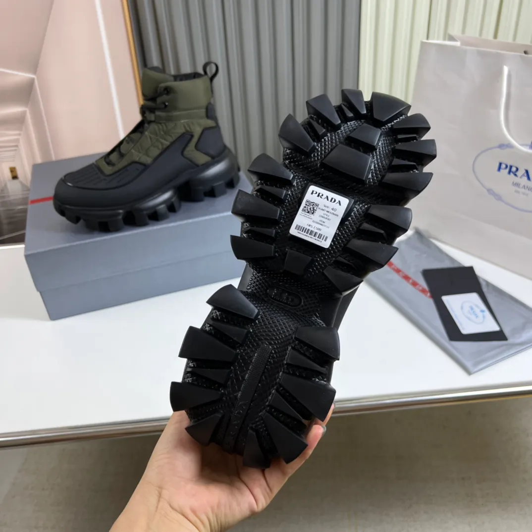 Men's shoes 💰620💰 [PRADA] Autumn and winter hot men's shoes shipped 👏Official website synchronized ⬆️Original fly-knit film fabric + cowhide lining, 1⃣️:1⃣️reproduction, original sole, 38-45 (45. Customized, non-refundable)